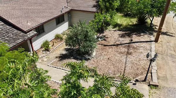 Ukiah, CA 95482,96 Meadowbrooks DR
