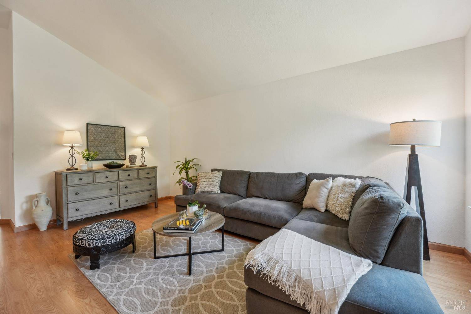 Windsor, CA 95492,10940 Rio Ruso DR