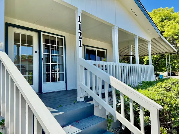 1121 Dale CT, Santa Rosa, CA 95401