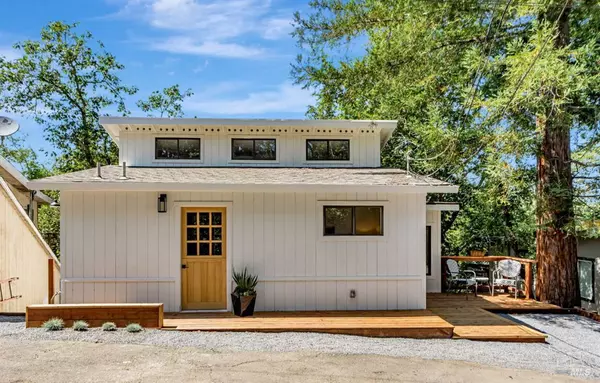 240 Vila RD, Forestville, CA 95436