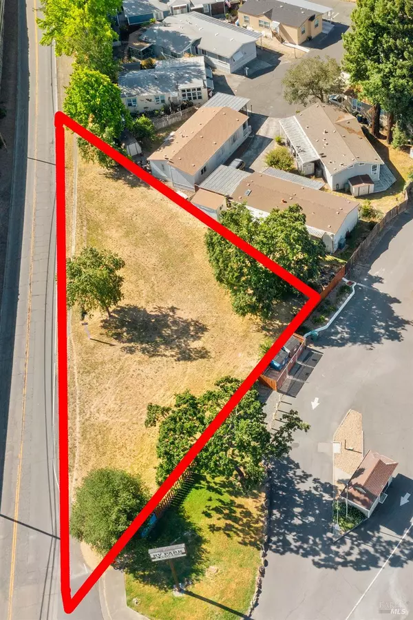 Windsor, CA 95492,8185 Old Redwood HWY