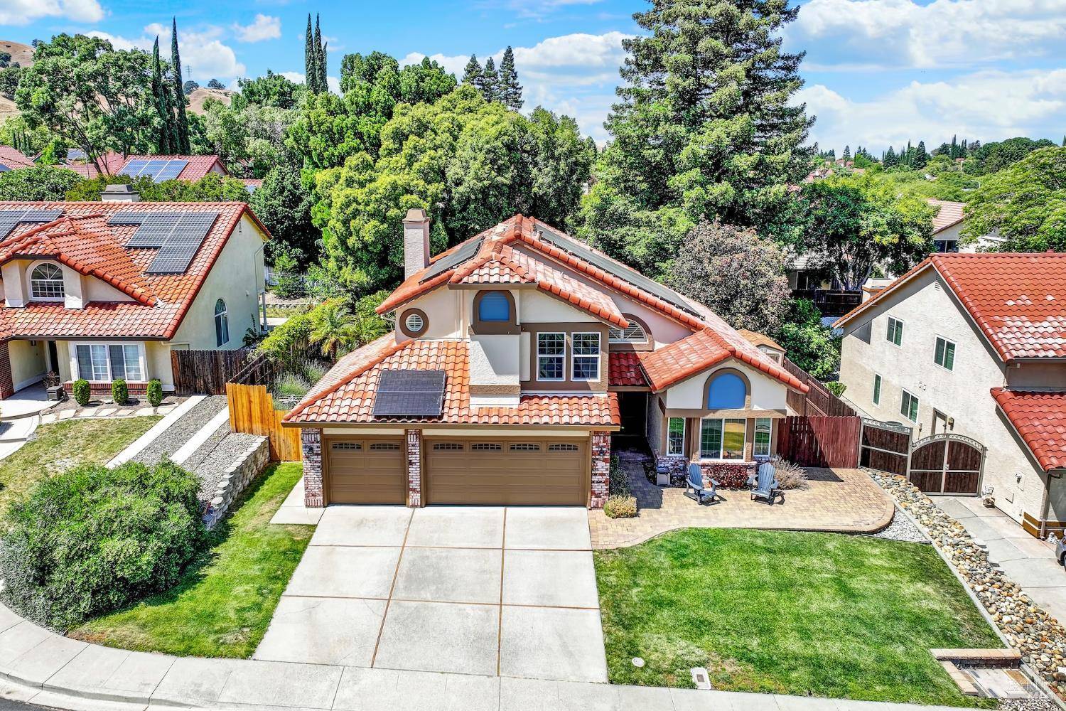 Vacaville, CA 95688,820 Woburn CT