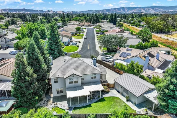Vacaville, CA 95687,325 Stoneridge CIR