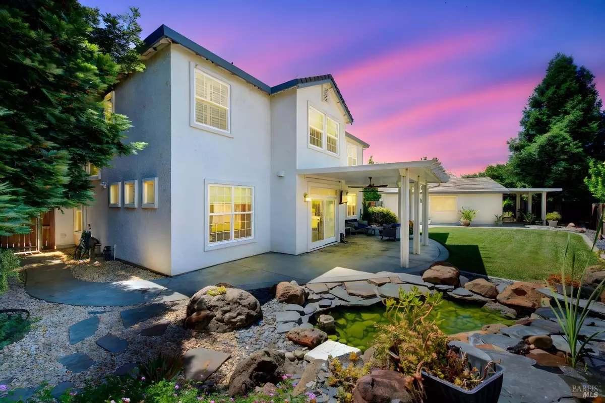 Vacaville, CA 95687,325 Stoneridge CIR