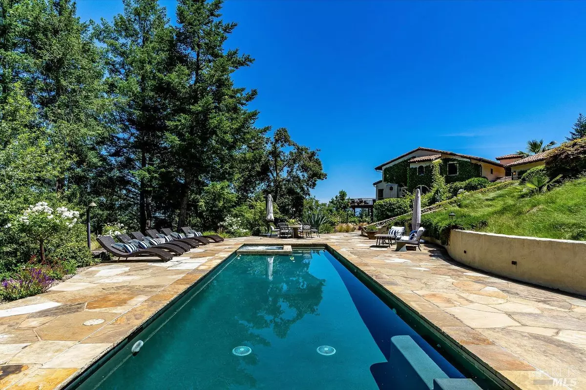 Angwin, CA 94508,1315 Crestmont DR