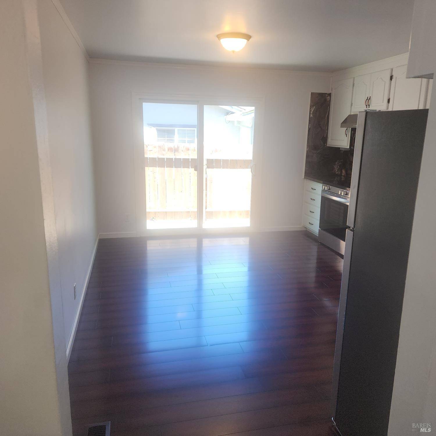 Petaluma, CA 94952,1 Kazen WAY