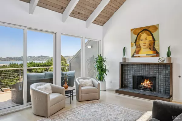 145 Lincoln DR, Sausalito, CA 94965