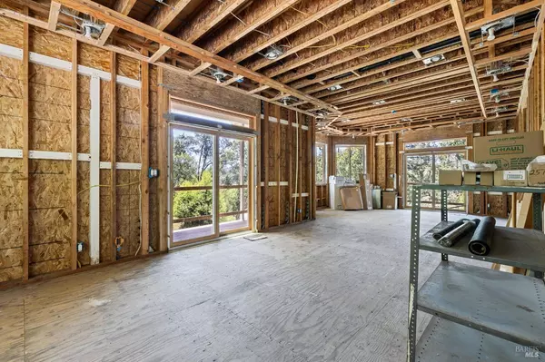 Sebastopol, CA 95472,10800 Falstaff RD