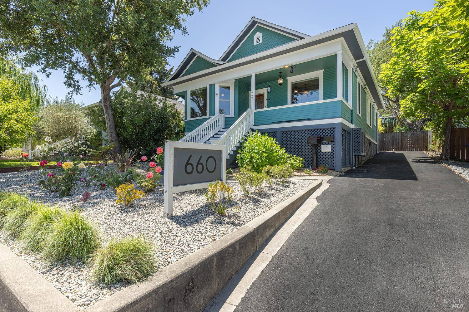 660 S Main ST, Sebastopol, CA 95472