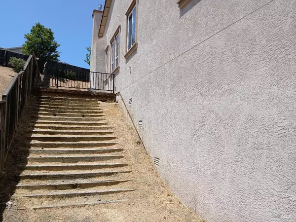 Vallejo, CA 94591,2743 Overlook DR