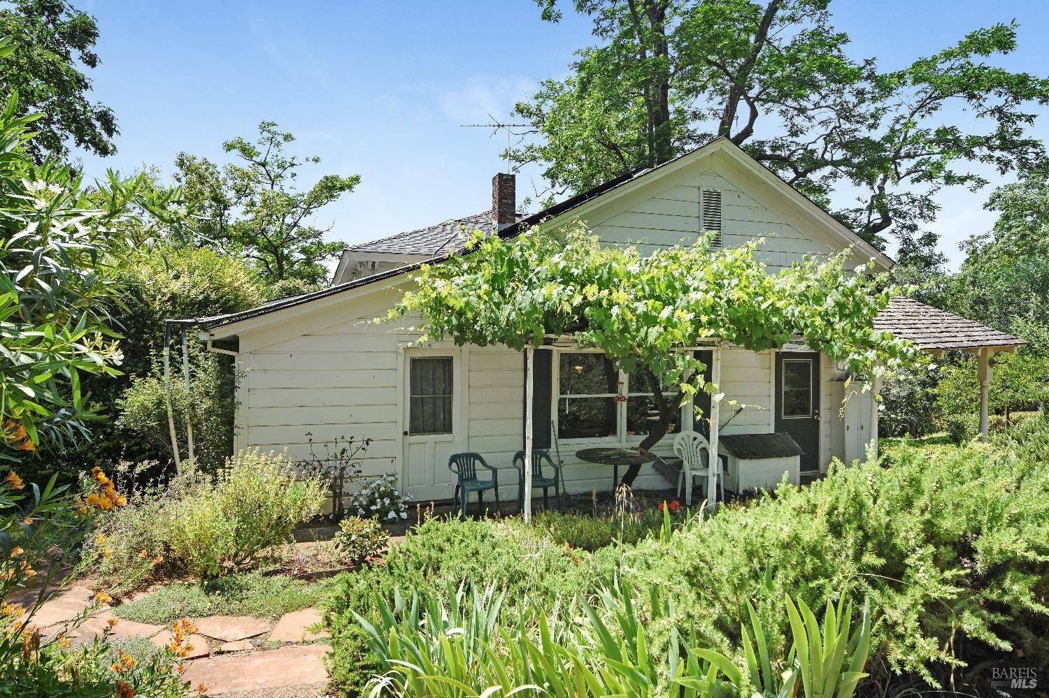 Glen Ellen, CA 95442,2400 Nelligan RD