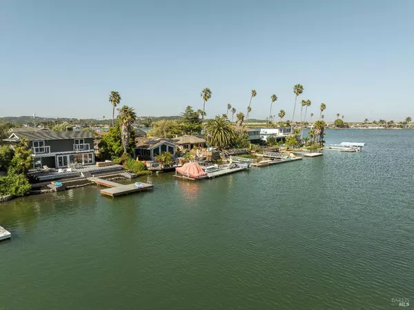 196 Caribe ISLE, Novato, CA 94949