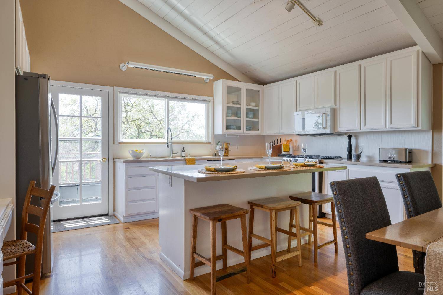 Santa Rosa, CA 95404,2549 Grosse AVE