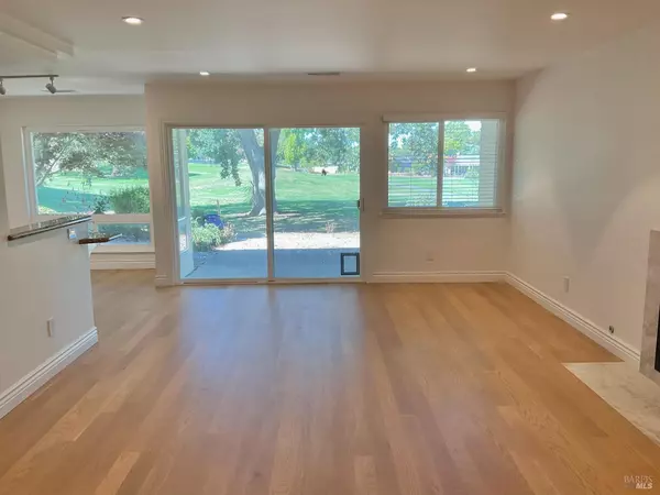 Santa Rosa, CA 95409,164 Oak Island DR