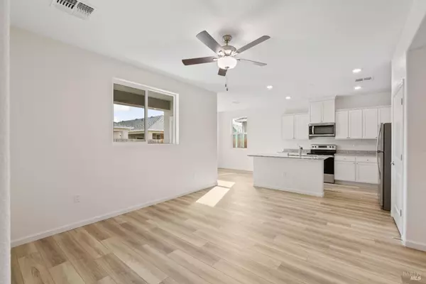 Rio Vista, CA 94571,2240 Espana LN