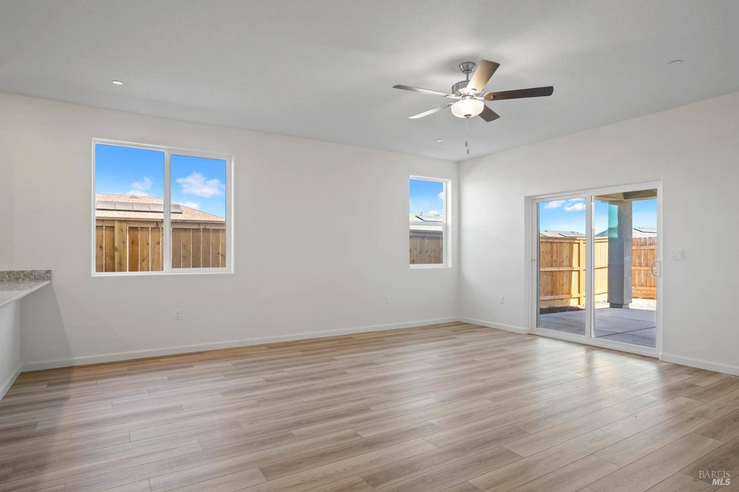 Rio Vista, CA 94571,2260 Espana LN