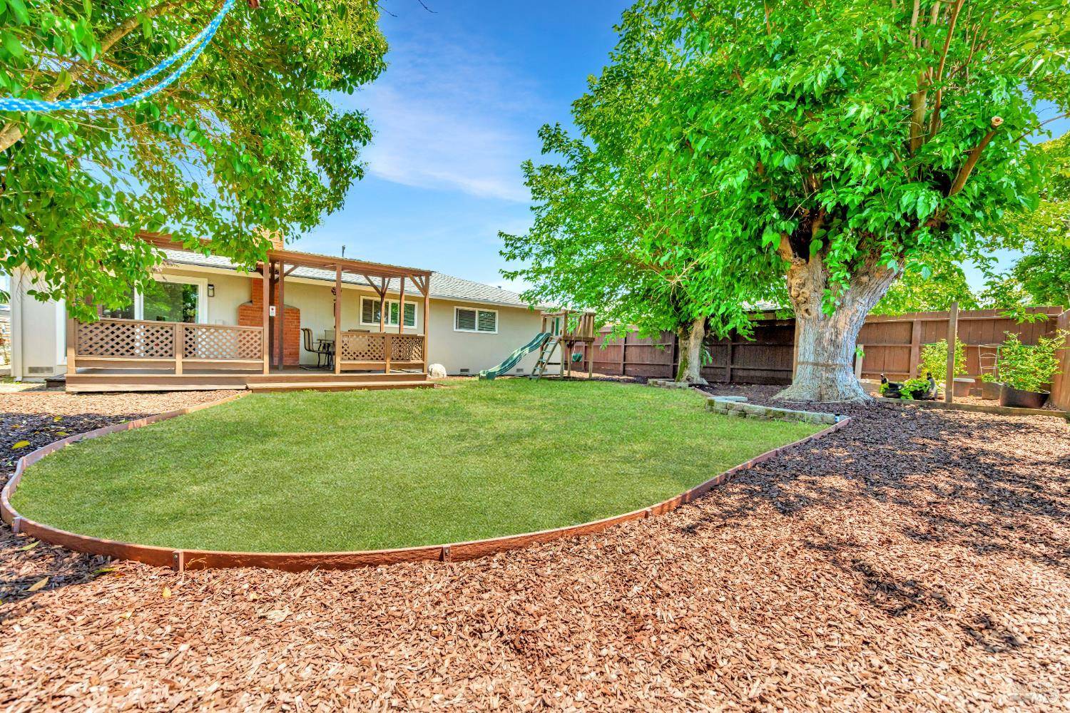 Rohnert Park, CA 94928,7147 Barbi LN