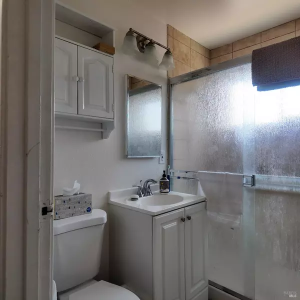 Vallejo, CA 94591,136 Rae CT