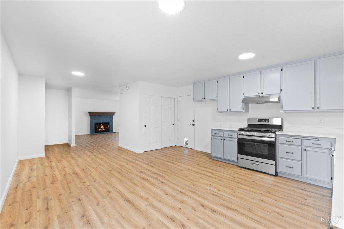 Santa Rosa, CA 95403,2127 Firwood AVE
