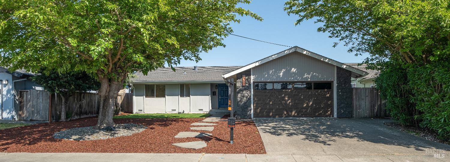 1282 Pacific AVE, Petaluma, CA 94954