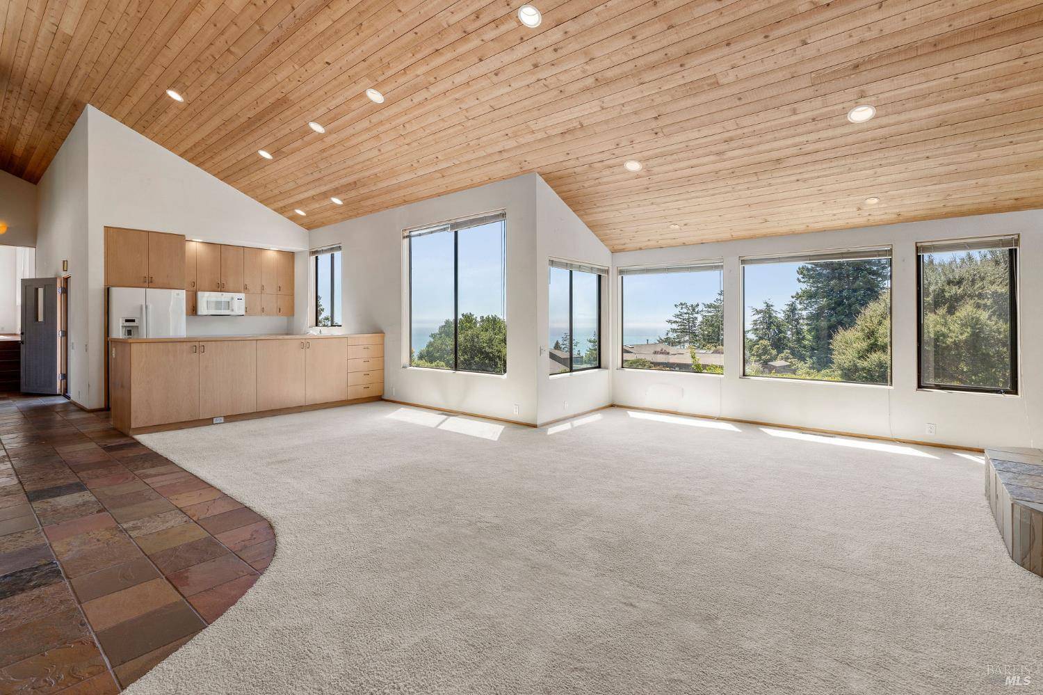The Sea Ranch, CA 95497,220 Lupine Close