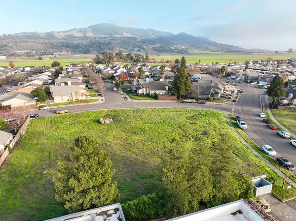 Santa Rosa, CA 95407,612 Elsa DR #615
