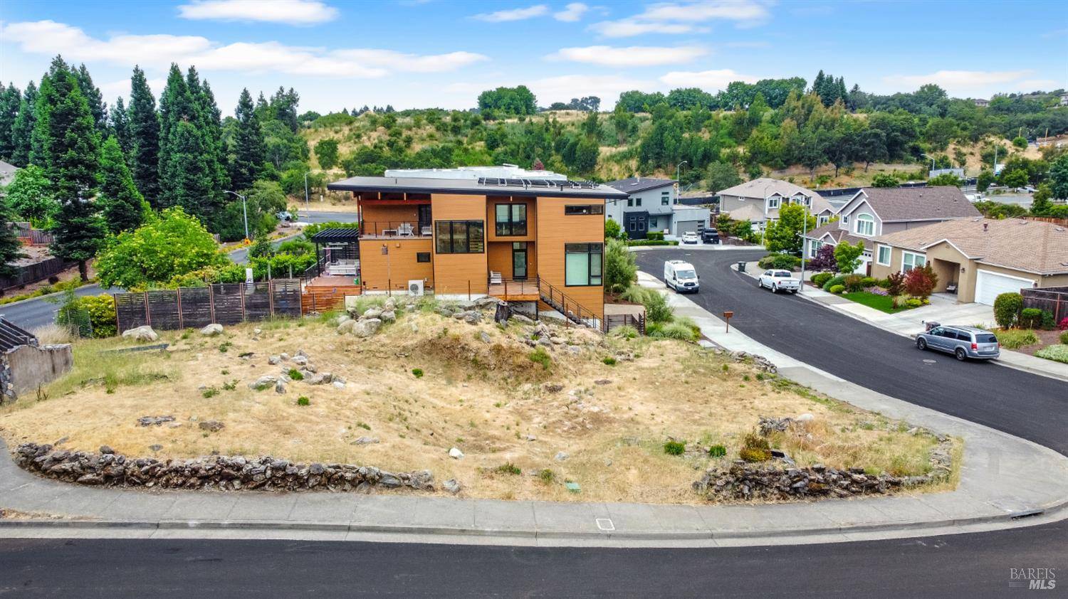 Santa Rosa, CA 95404,2100 Vintage CIR