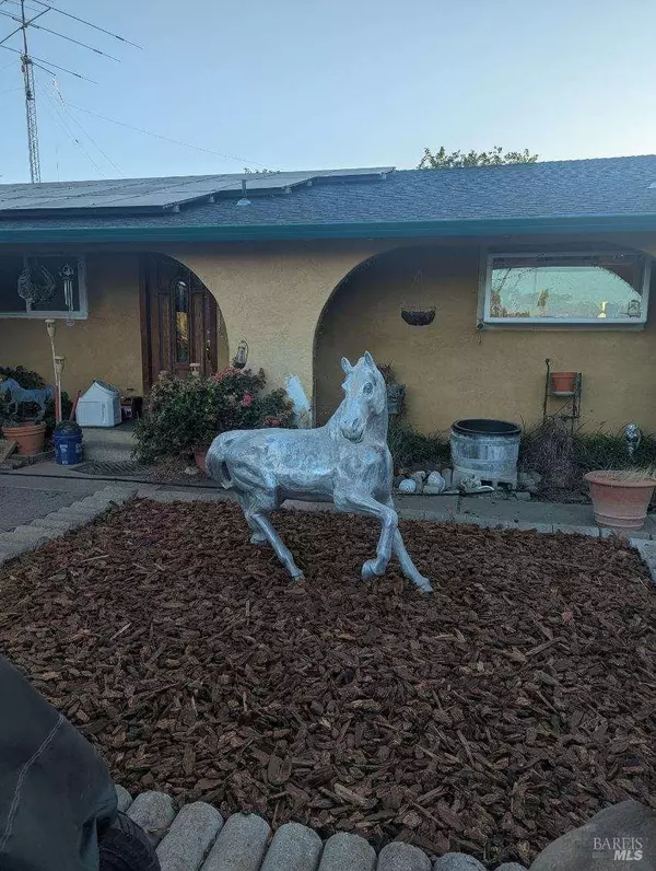 7319 June Bug LN, Vacaville, CA 95688