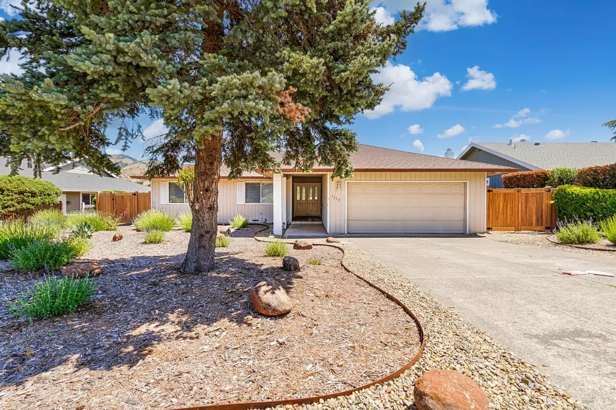Santa Rosa, CA 95409,7315 Oakmont DR