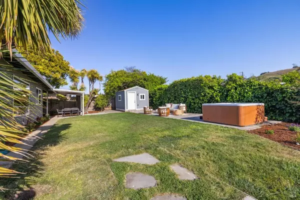 Corte Madera, CA 94925,16 Tradewind Passage