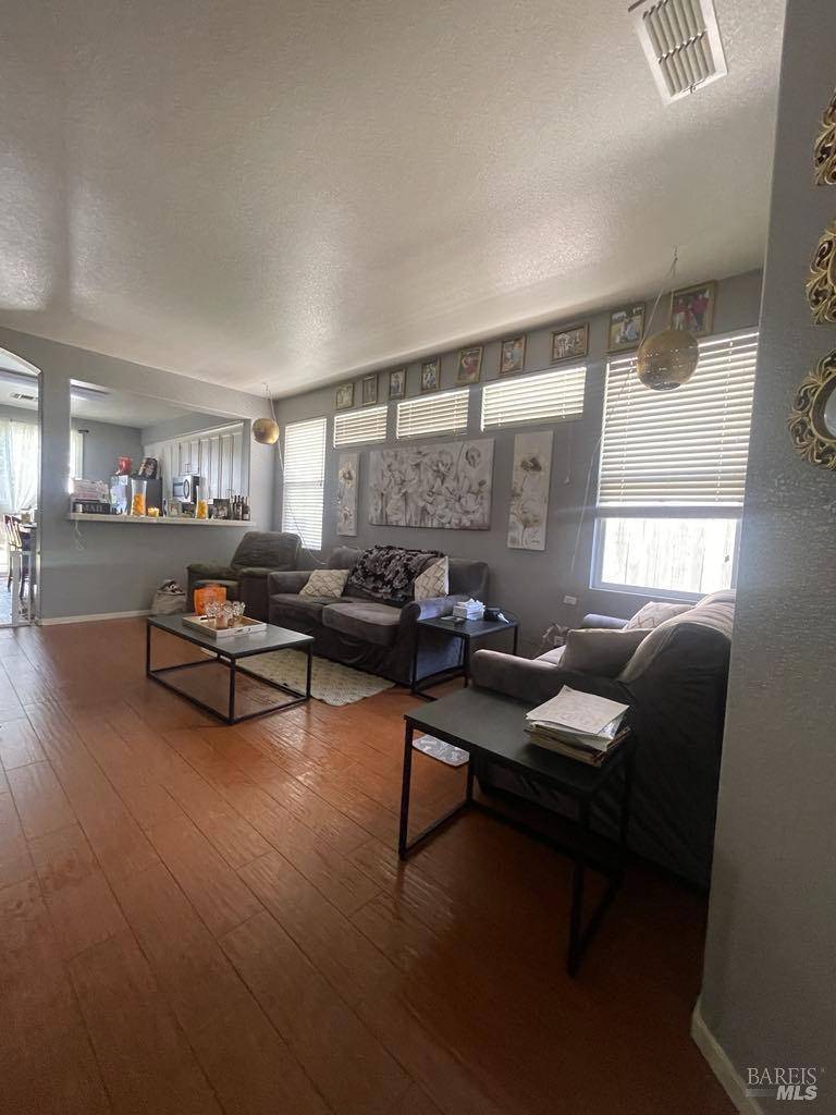Santa Rosa, CA 95404,2507 Winterhaven AVE