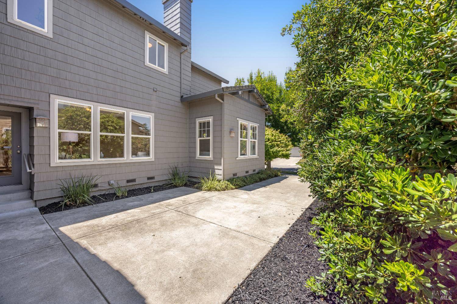 Petaluma, CA 94954,1922 Buckingham LN