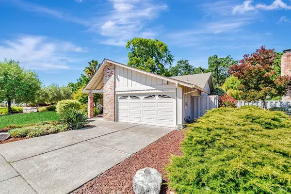 Santa Rosa, CA 95409,101 Valley Lakes DR