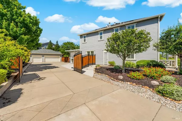 Vacaville, CA 95688,466 Peacock WAY