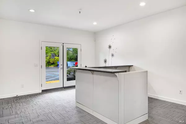 Sonoma, CA 95476,430 W Napa ST