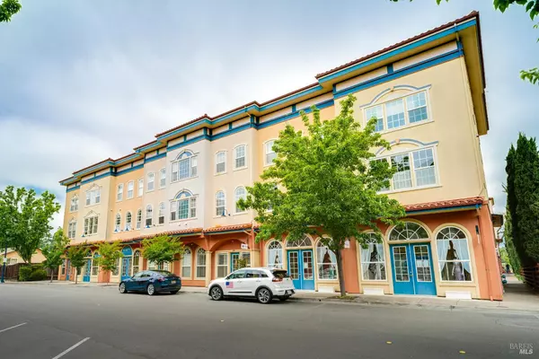 185 Johnson ST, Windsor, CA 95492