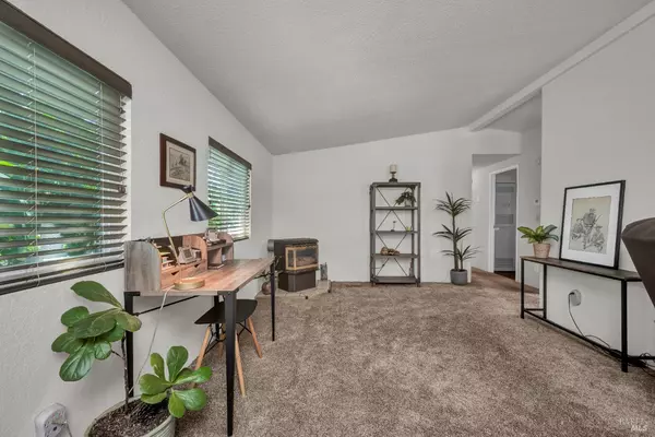 Yountville, CA 94599,6468 Washington ST 204