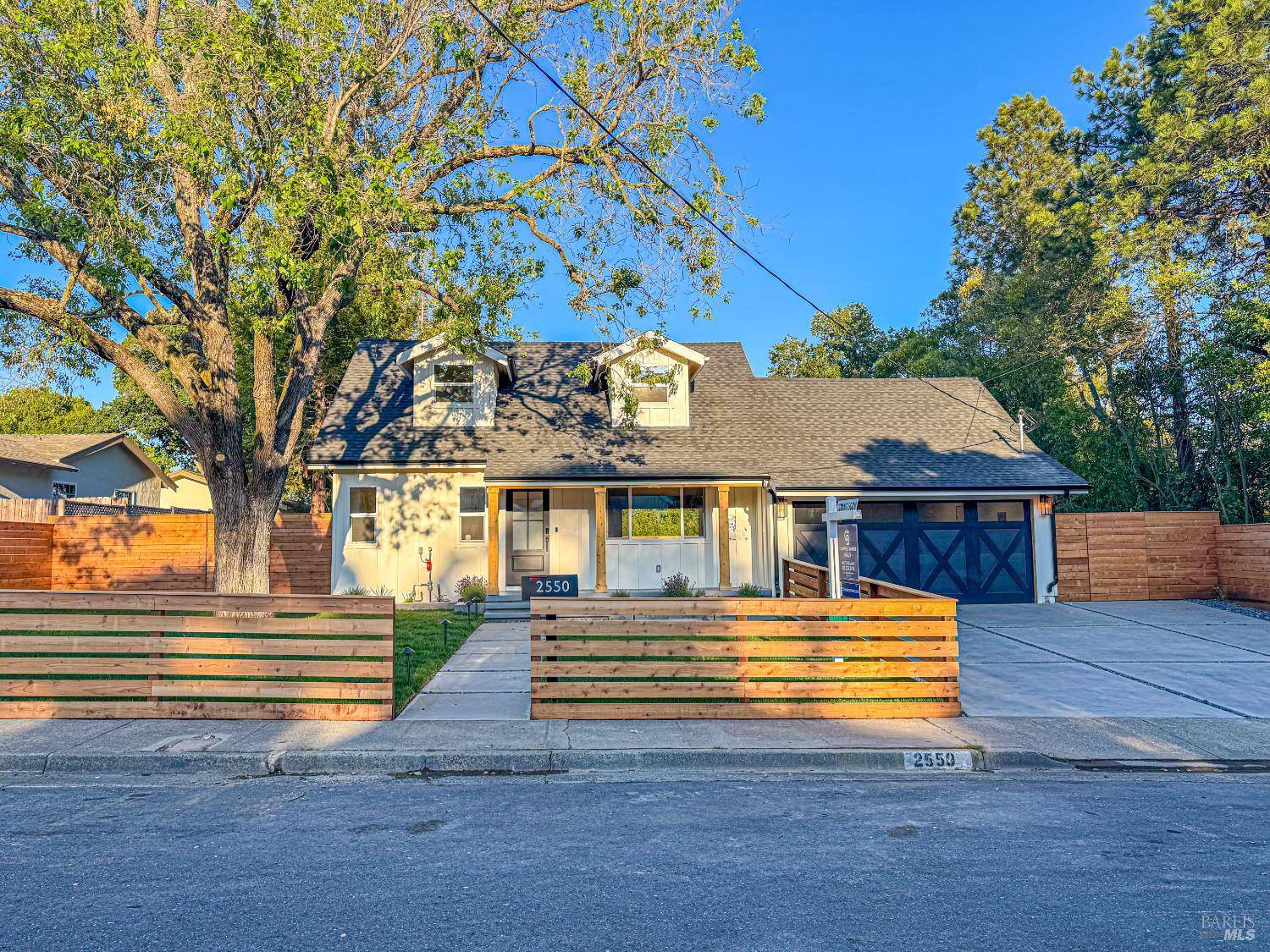 2550 Heatherstone DR, San Rafael, CA 94903