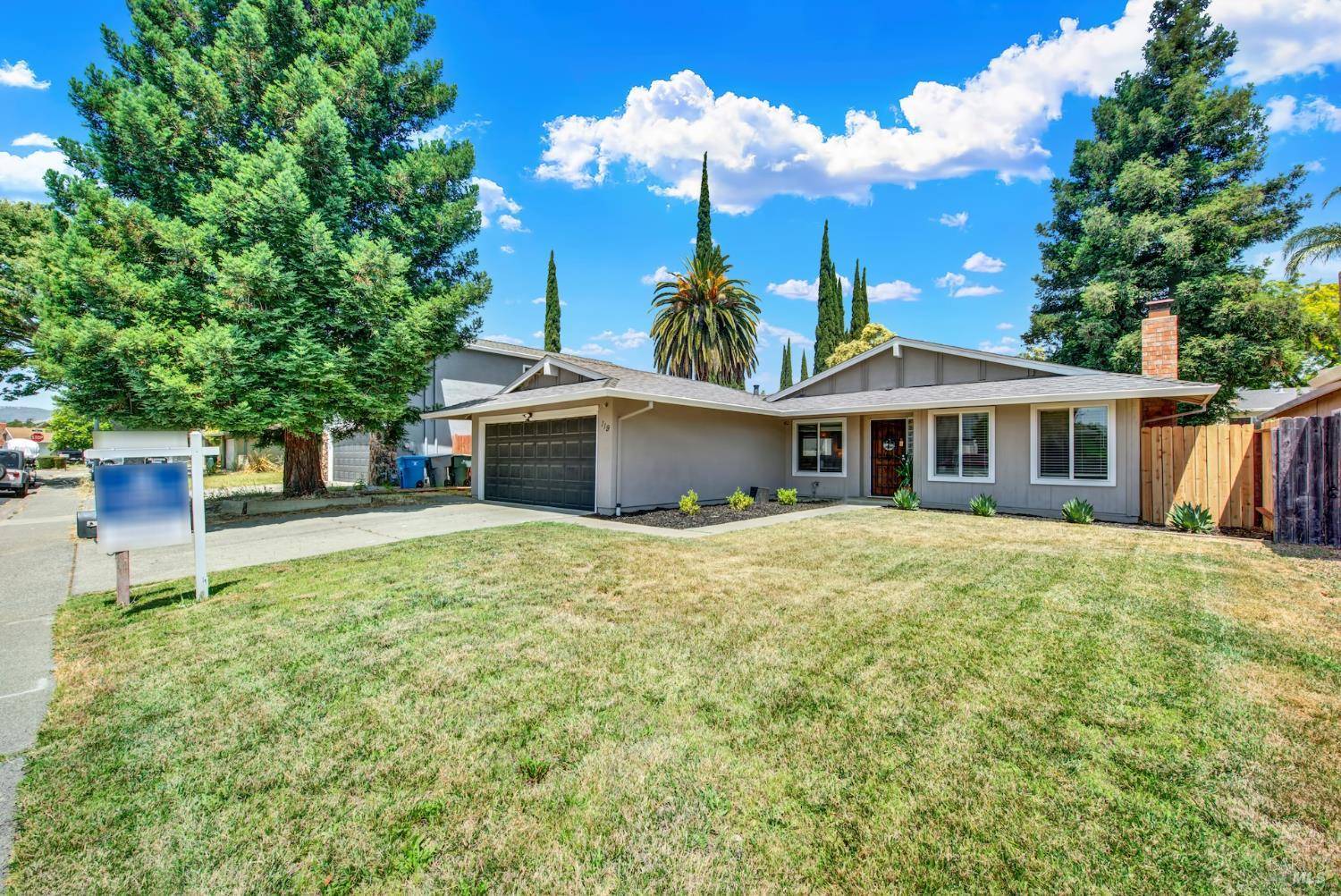 Vacaville, CA 95687,119 Asbury DR