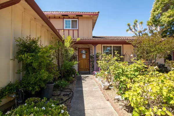 Vallejo, CA 94591,185 Lexington DR