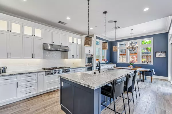 Santa Rosa, CA 95403,1911 Fountainview CIR