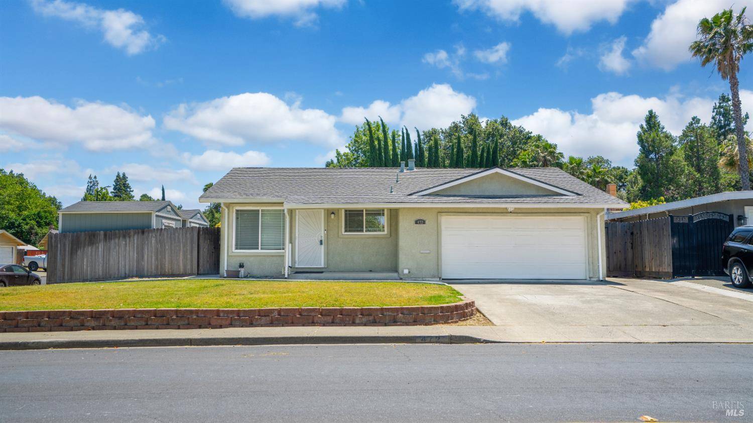 Vacaville, CA 95687,472 Beelard DR
