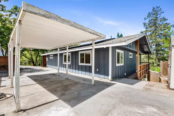 8489 Orchard RD, Forestville, CA 95436