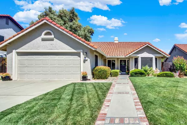 231 Ballindine DR, Vacaville, CA 95688