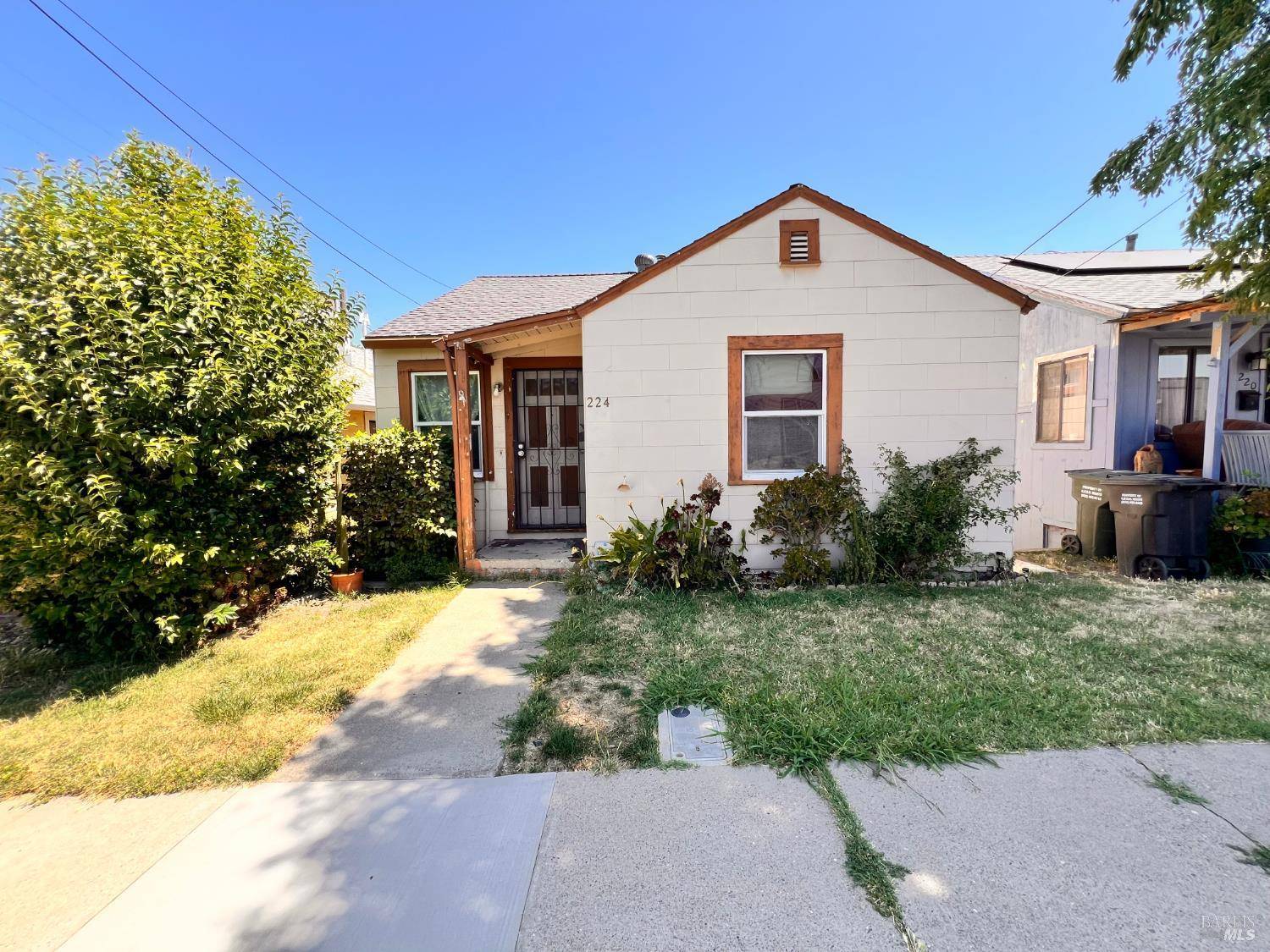 Rio Vista, CA 94571,224 Logan ST