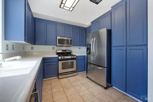 Santa Rosa, CA 95407,784 Potomac AVE