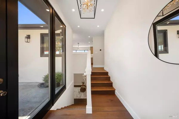 Napa, CA 94558,2087 1st AVE