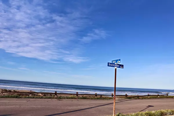 Morro Bay, CA 93442,175 Tahiti ST