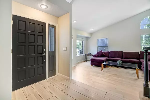 Santa Rosa, CA 95404,2484 Shady Creek CT