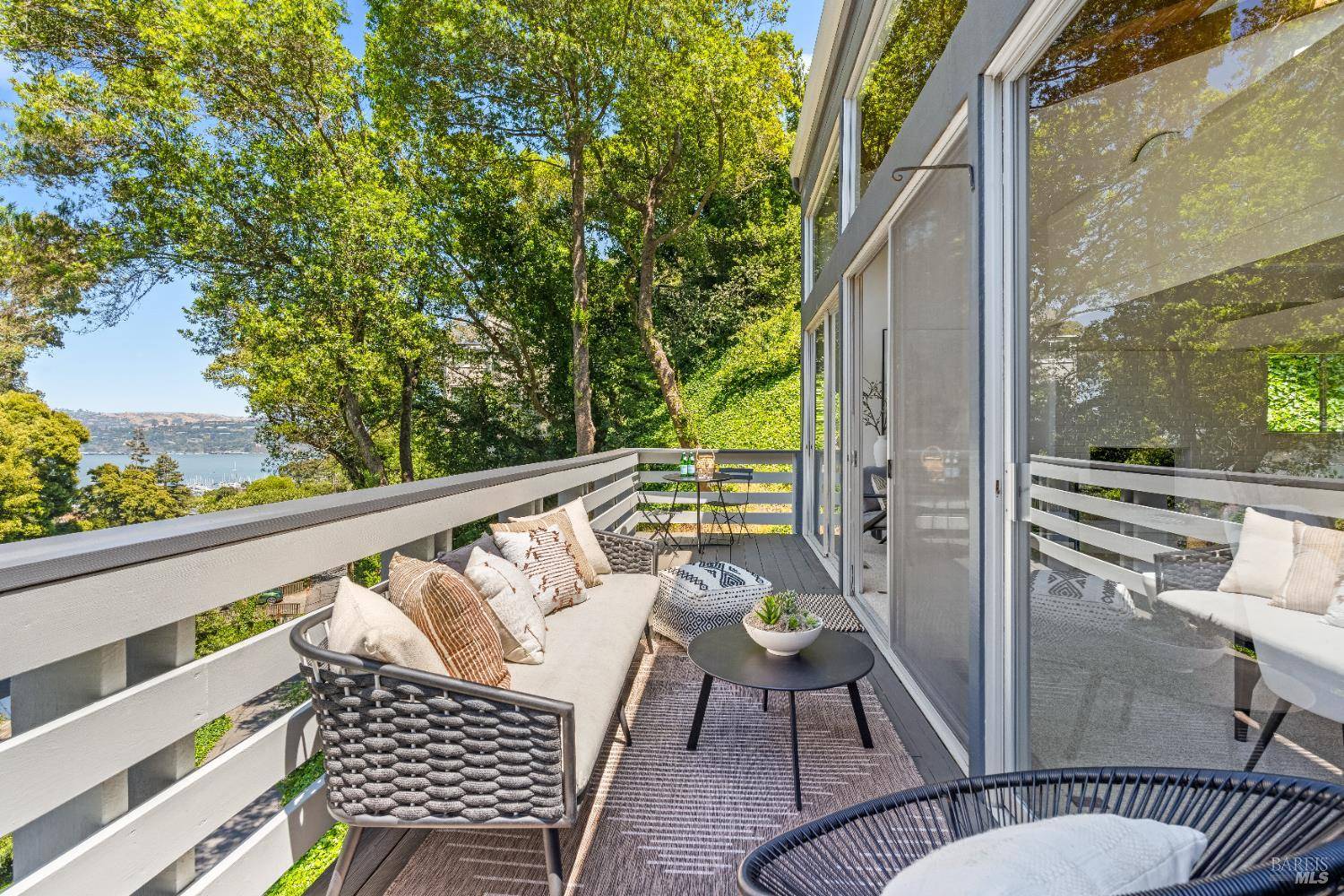 Sausalito, CA 94965,264 Santa Rosa AVE